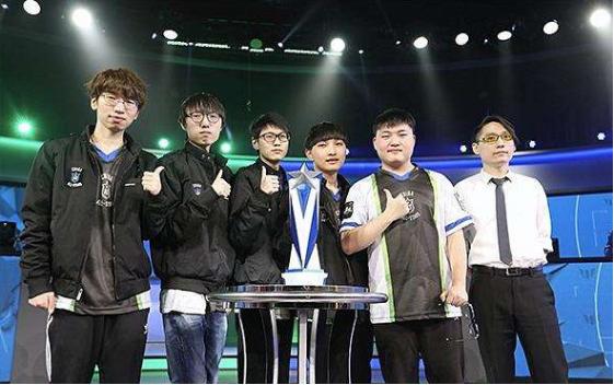 他在国内赛 他在国内赛