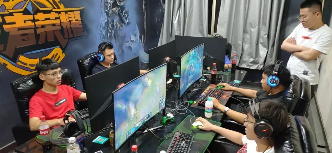 所有球迷的 所有球迷的