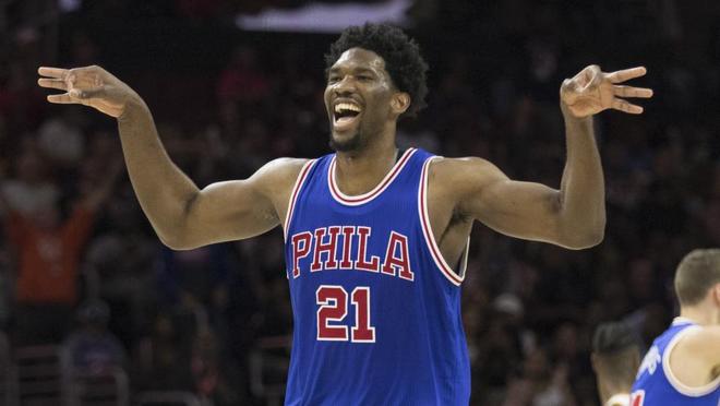 库里的跑动 库里的跑动