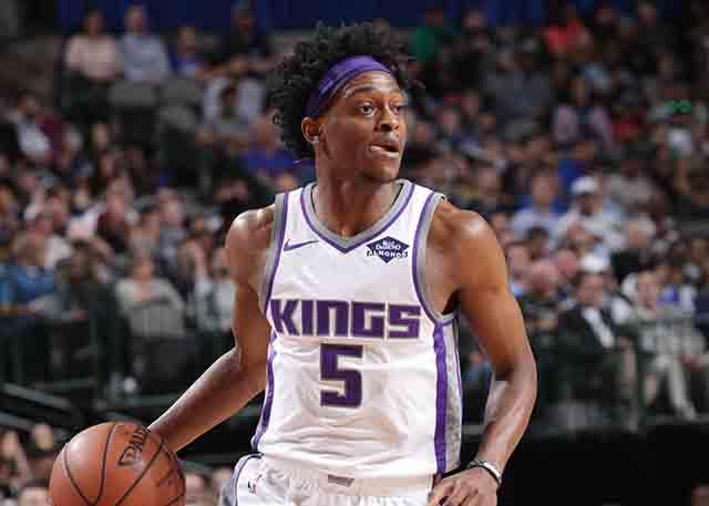 替补阵容中 替补阵容中