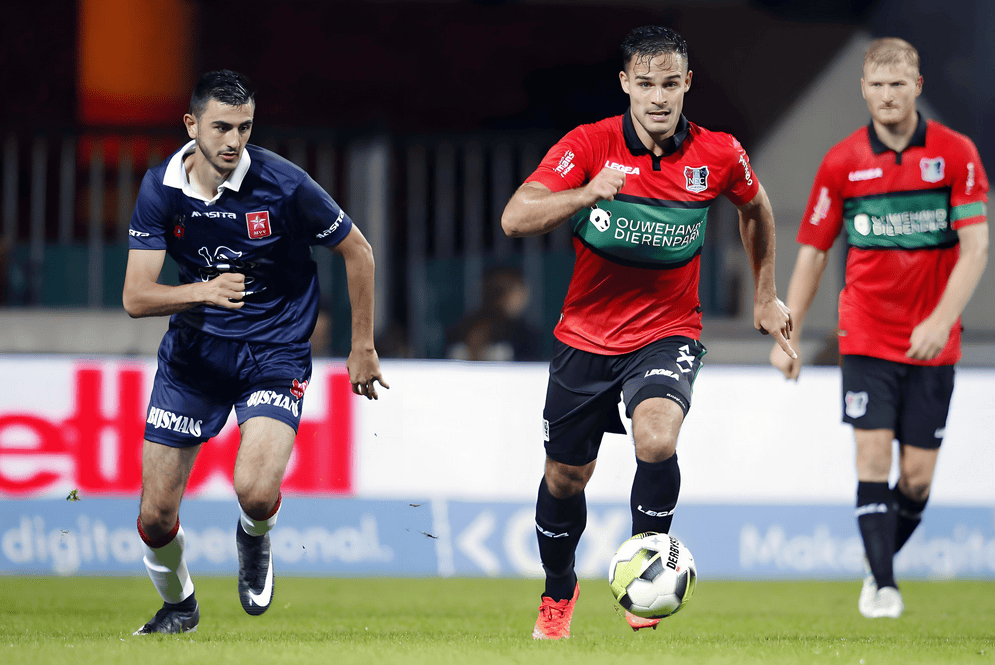 下书写了属 下书写了属