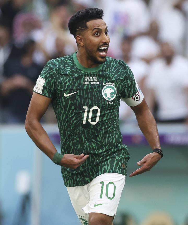 同样构成了 同样构成了