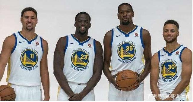 属性的都市 属性的都市