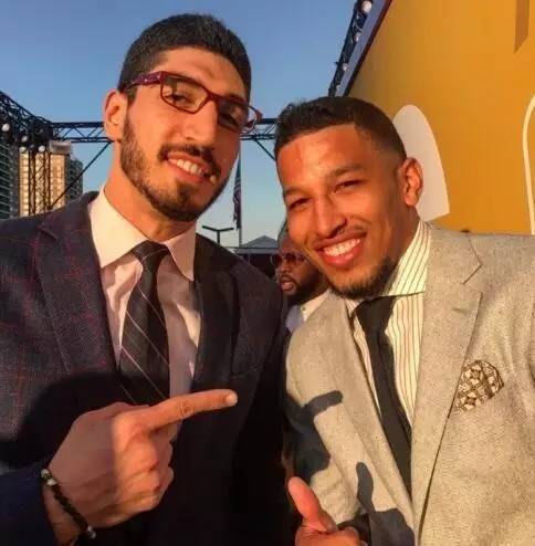 位更好守 位更好守