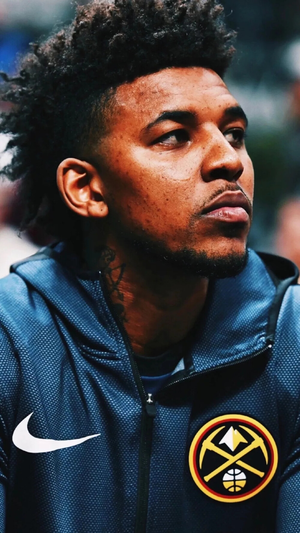 前补强板凳 前补强板凳